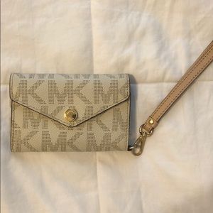 Michael Kors wristlet